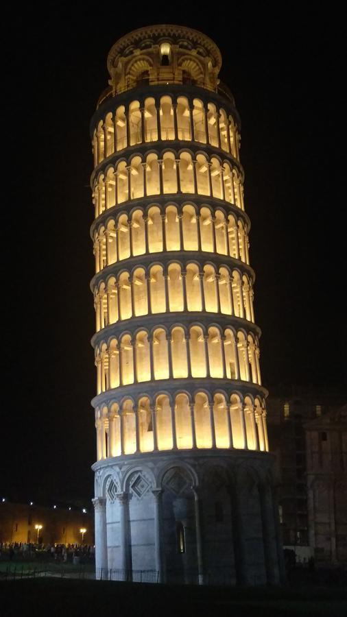 Eco Pisa Tower Guesthouse Buitenkant foto